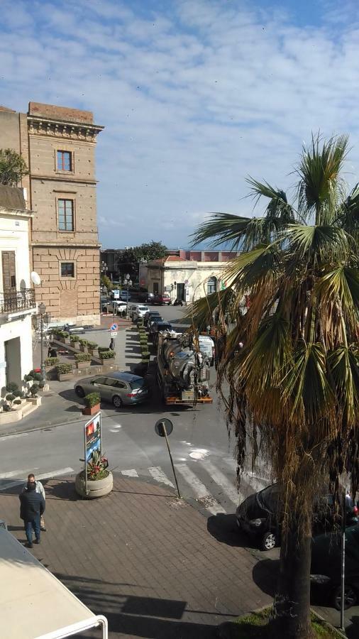 Il Covo Sul Porto Apartment Milazzo Luaran gambar